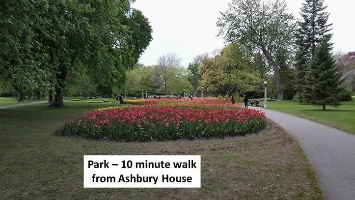 Ashbury House Bed & Breakfast Ottawa 4*,